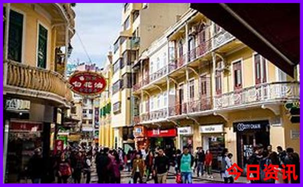 这个季节到哪里旅游最合适